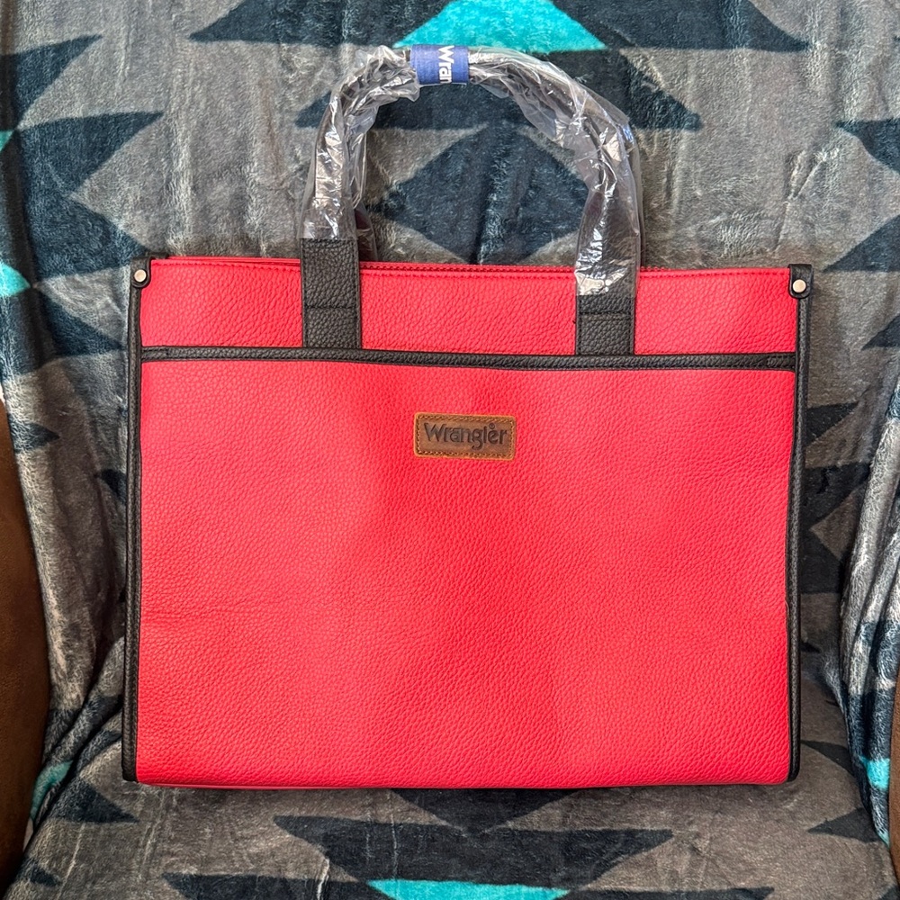 Wrangler Red Lap Top Tote with Black Trim New With Tag - Picture 2 of 11